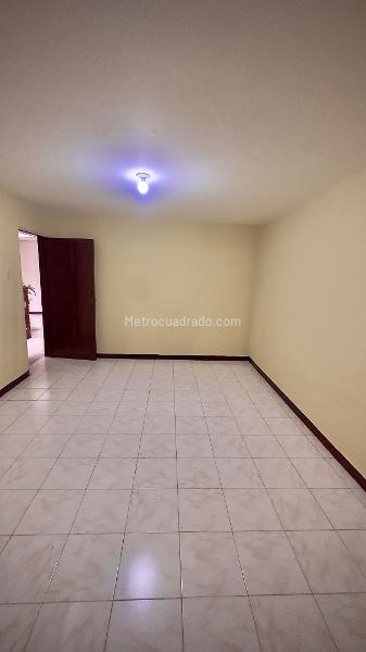 Casa en Venta, Versalles Fontibon