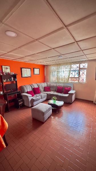 Casa en Venta, Versalles Fontibon