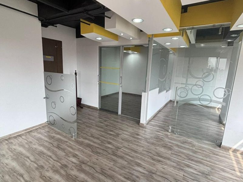 Oficina de lujo en arriendo, Cedritos