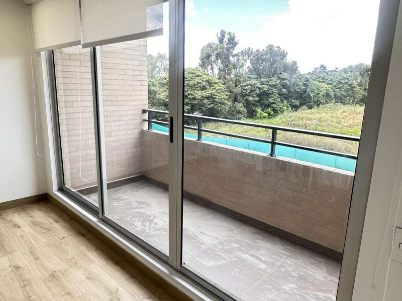Apartamento de Lujo en Lagos de Torca Suba Conjunto Cerezo