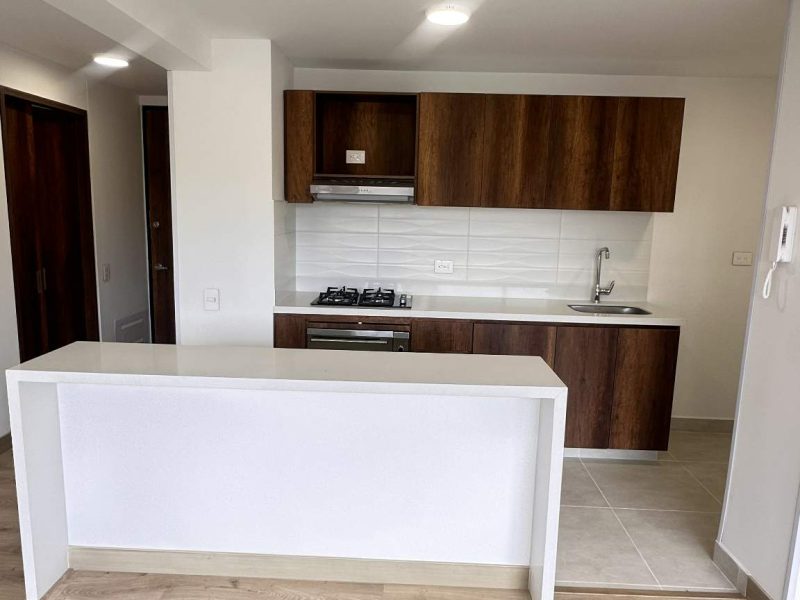 Apartamento de Lujo en Lagos de Torca Suba Conjunto Cerezo